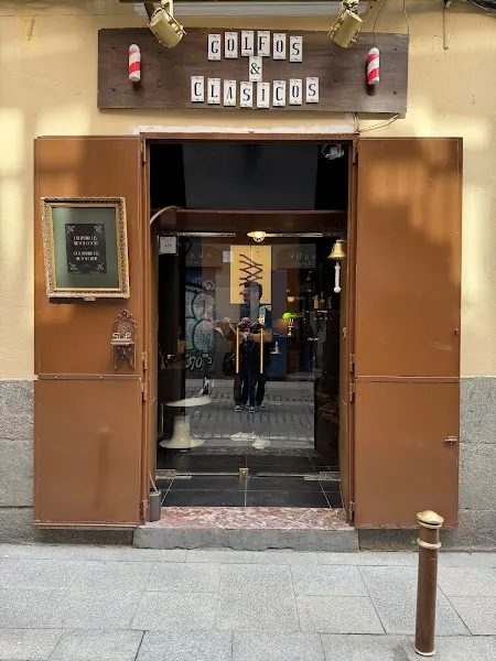 Golfos y Clásicos, La Barbería de Madrid - Barbería en Madrid - foto 3