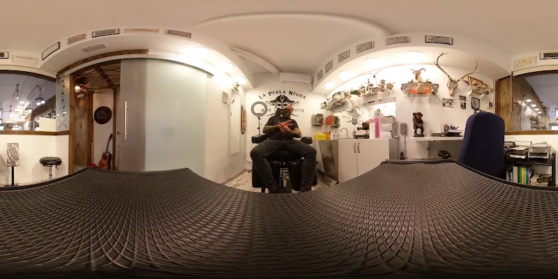La Perla Negra BARBERÍA & TATTOO STUDIO esplugues - L'Hospitalet de Llobregat