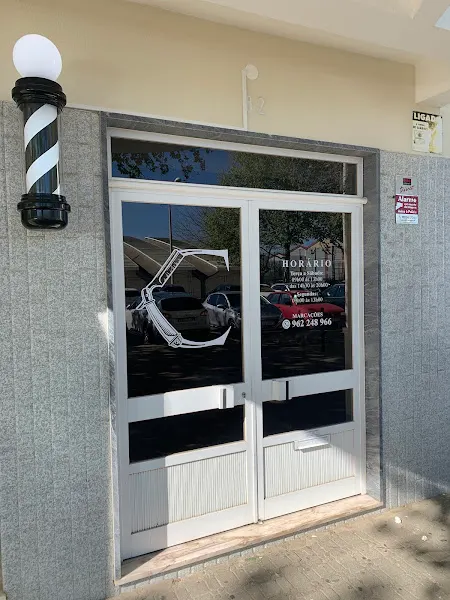 Cannon Barber - Barbería en Badajoz - foto 2
