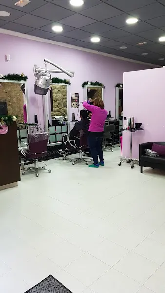 Begoña Fraga Peluquería y Estética - Peluquería en Caldas de Reis - foto 2