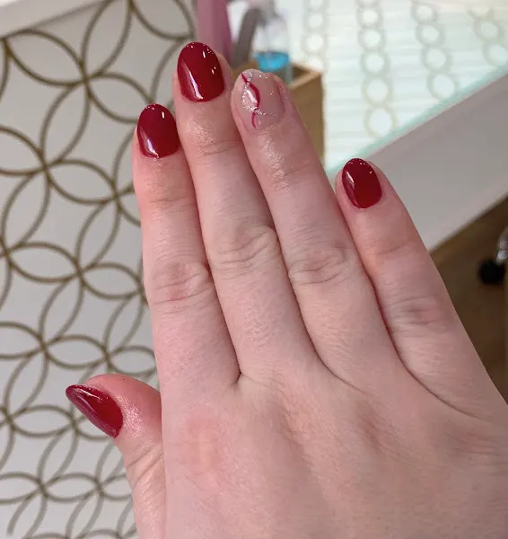 Hello Nails