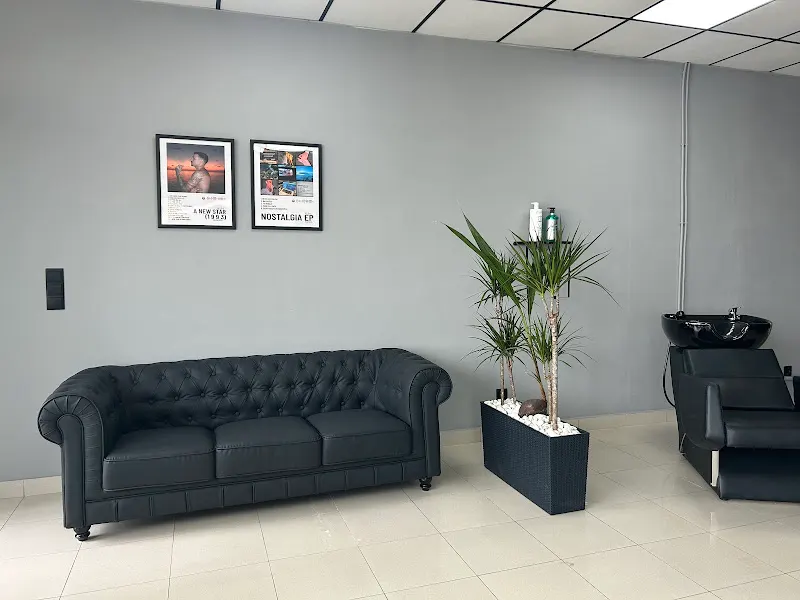 Barbería Miralenda - Barbería en Betanzos - foto 3