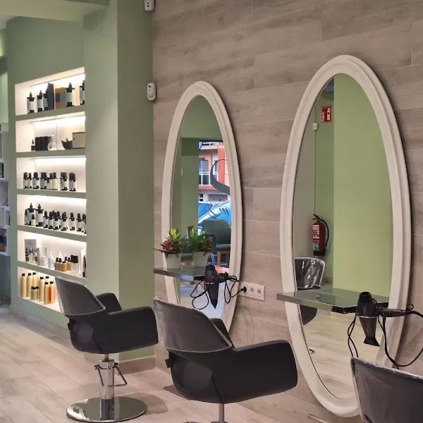 PELUQUERIA S Estilo: Secretos de Agua by Sonia Palomo - Santurtzi