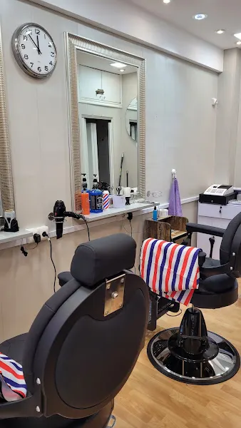 Peluquería de Caballeros Man - Peluquería en Santurtzi - foto 3