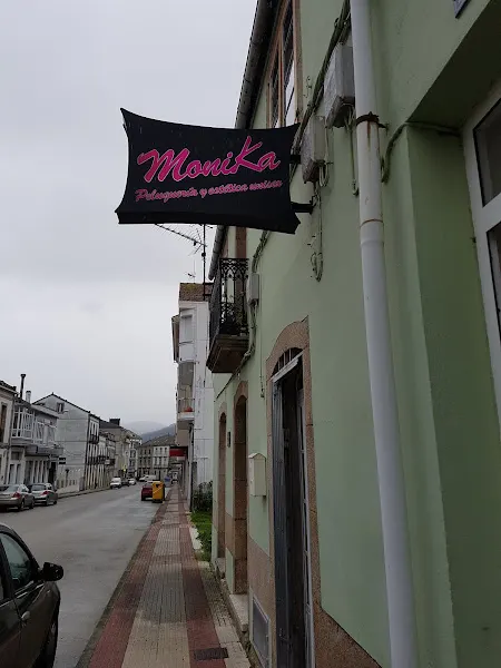 Peluqueria MoniKa - O Valadouro