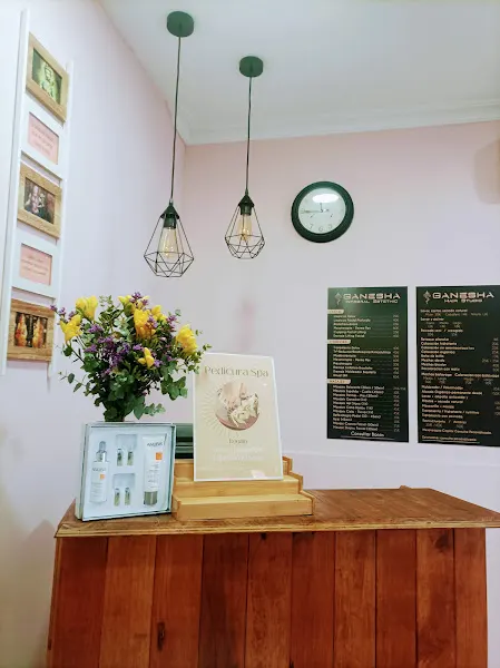 Ganesha Hair Studio - Peluquería en Denia - foto 2