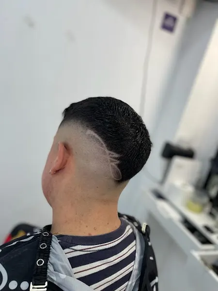 Peluqueria JB BarberShop - Peluquería en Madrid - foto 2