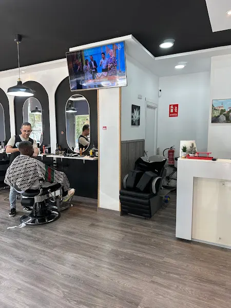 Golden Barbershop - Peluquería - Peluquería en Madrid - foto 2