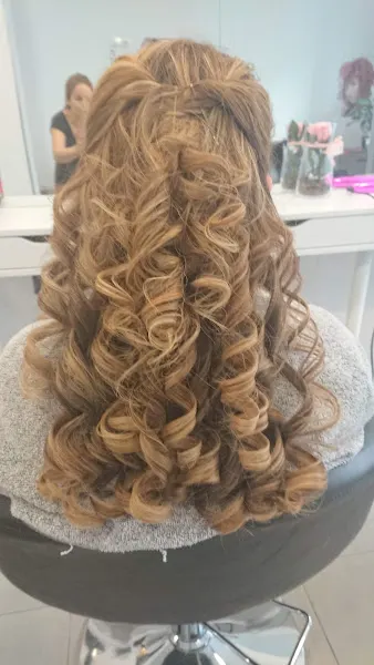 Peluqueria Azahar - Peluquería en Madrid - foto 2