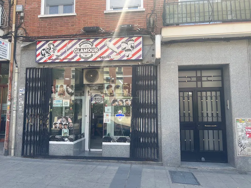 GLAMOUR BARBER SHOP LOS KM BARBER SHOP - Peluquería en Madrid - foto 2