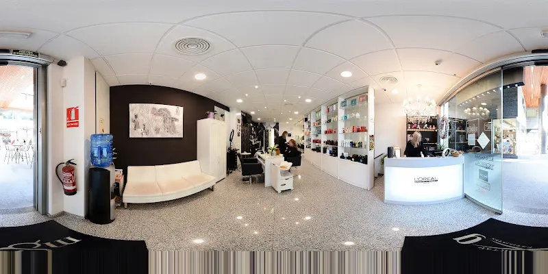 mgportalestilistes - Peluquería en Vic - foto 2