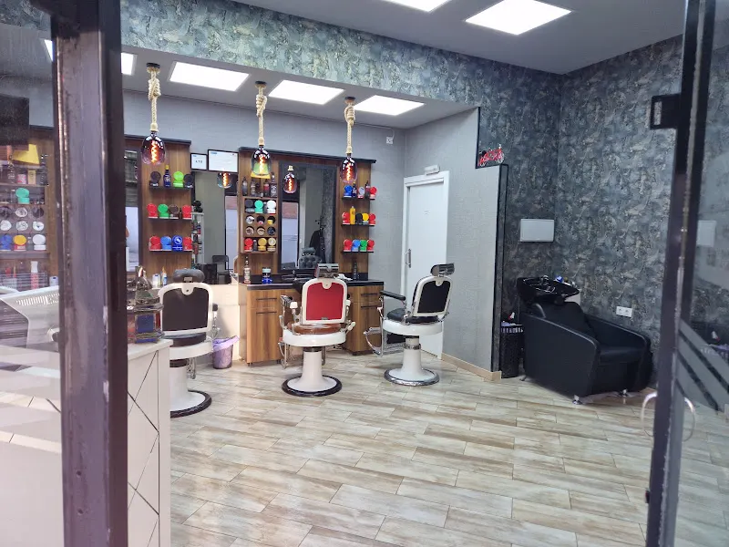 Basilio Barber Shop,no pagáis en line porfavor