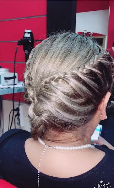 D'alexa Peluquería Beauty Salon