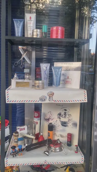 Leo's Barber