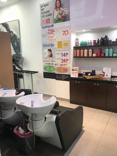 AIRE'S PELUQUERÍA Y BELLEZA