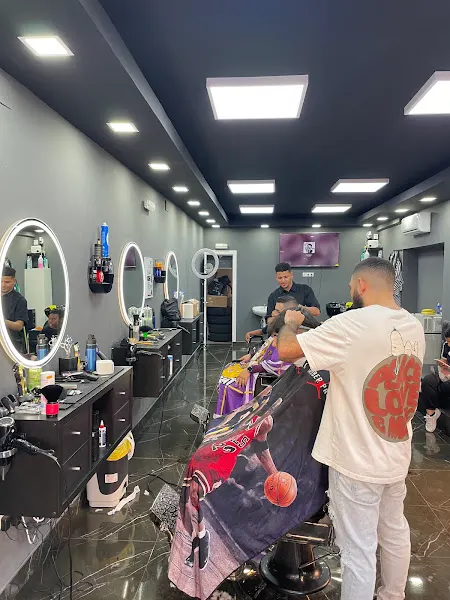Silfa barbers - Peluquería en Madrid - foto 2