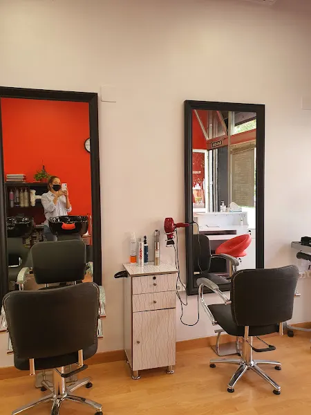 Emi peluquería HOMBRE MUJER