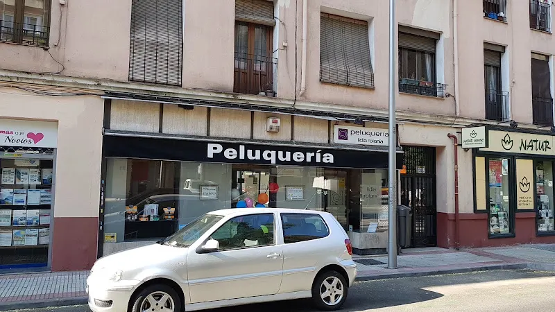 Peluquería Lidia Rolanía - Peluquería en Madrid - foto 2