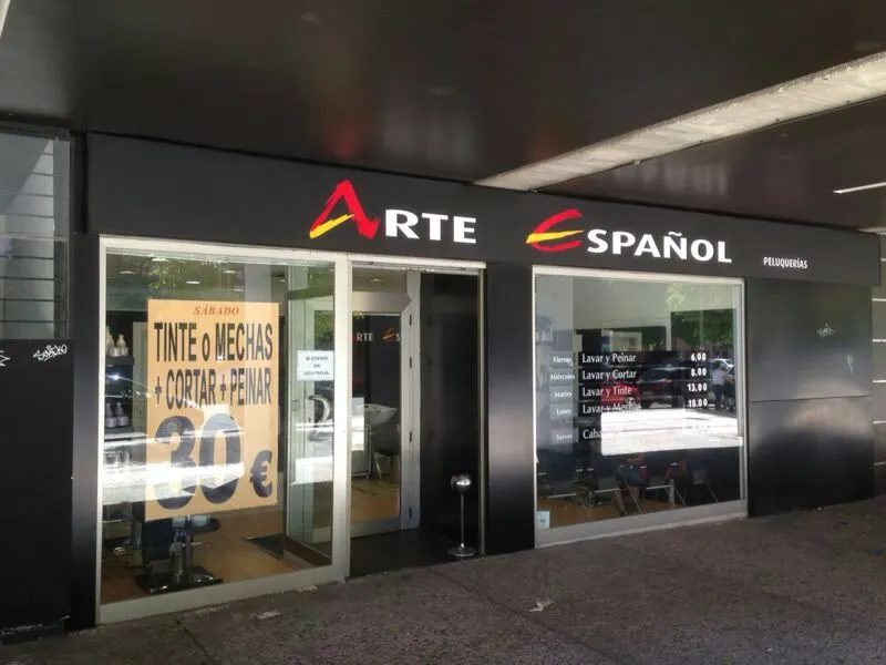 Peluqueria Arte Español Aquitania31 (situado junto a la sidreria y papeleria) - Madrid