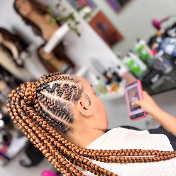 La Senegalesa Afro Peluquería - Peluquería en Madrid - foto 2