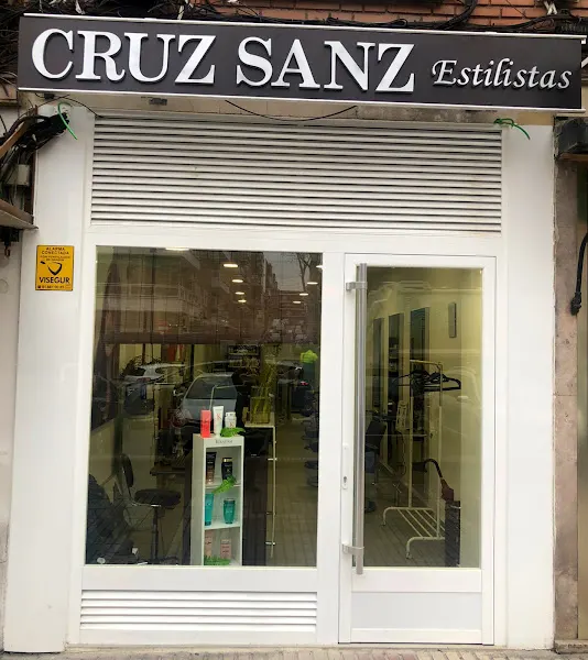 Cruz Sanz Estilistas - Peluquería en Madrid - foto 2