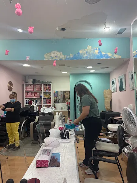 Peluquería Oasis - Peluquería en Madrid - foto 2