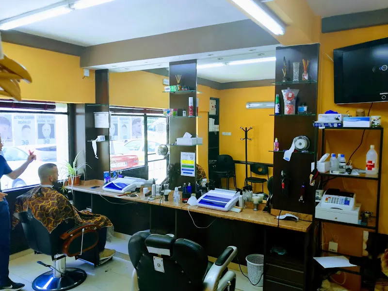 Peluqueria SAID Valdezarza - Madrid