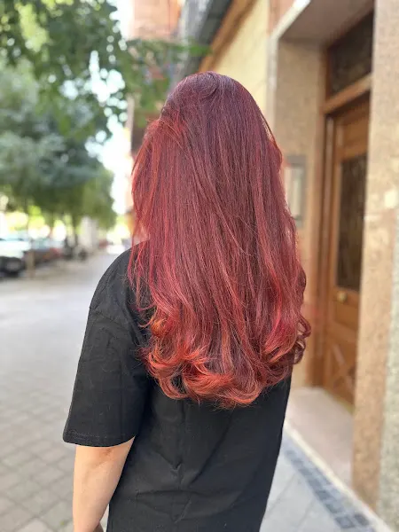 Hair Tips Salon - Peluquería en Madrid - foto 2