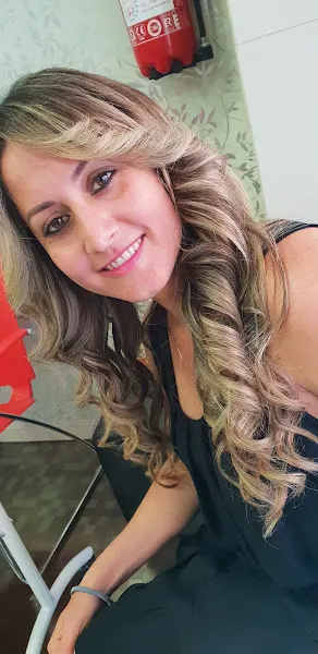 Annia Peluquería y Estética