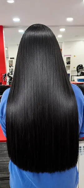 Peluquería Unisex Ela Santa Cruz Belleza Estilismo - Peluquería en Madrid - foto 3