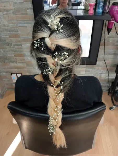 Yolanda Quesada Peluquería con Estética