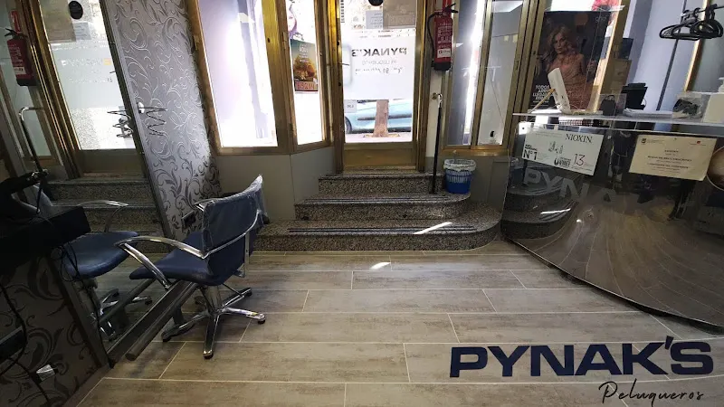 Pynak's Peluqueros - Peluquería en Madrid - foto 2
