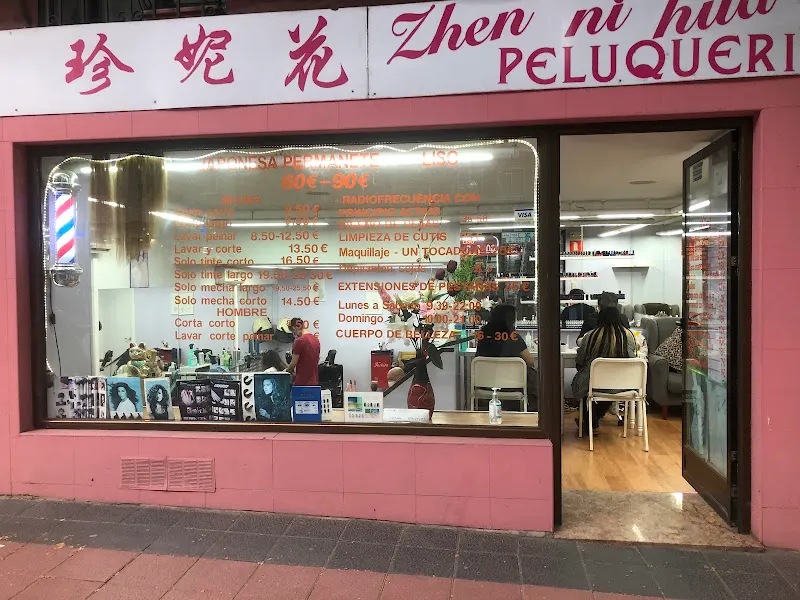 YE PELUQUERÍA Y UÑAS - Peluquería en Madrid - foto 2
