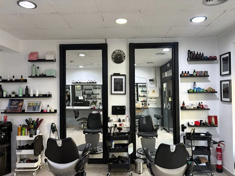 Academia De Vinchi - Peluquería en Madrid - foto 2