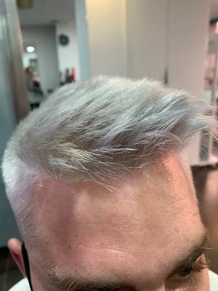 Valero Peluqueros - Peluquería en Mislata - foto 2