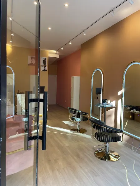 JOHN NARANJO ESTILISTAS - Peluquería en Madrid - foto 2