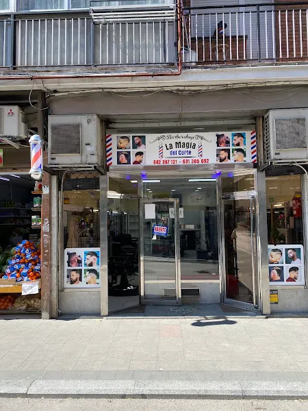 La Magia Del Corte Barber Shop - Peluquería en Madrid - foto 2