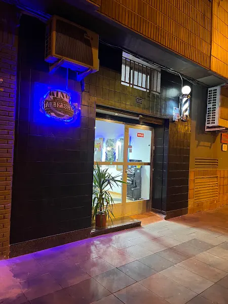 KING BARBER SHOP MISLATA - Barbería en Mislata - foto 2