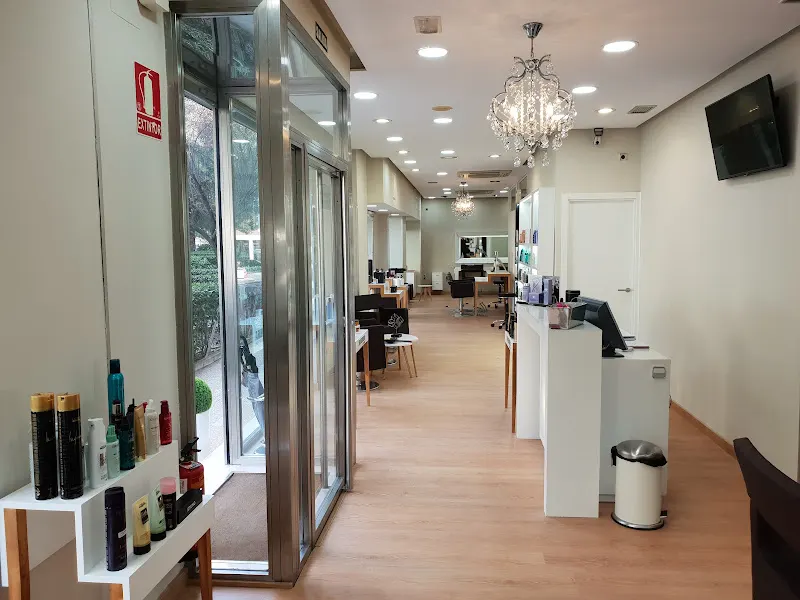 Damas Beauty Caleruega - Peluquería en Madrid - foto 2