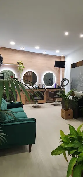 Araceli Carreira Peluqueria Unisex - Peluquería en Lucena - foto 2