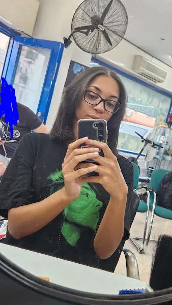 Peluqueria D Reina