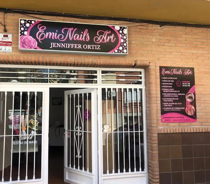 LOVELLA Salón de belleza - Salón de manicura y pedicura en Alcantarilla - foto 3
