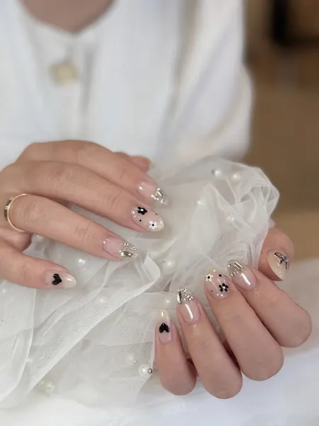 Beauty nails peluquería