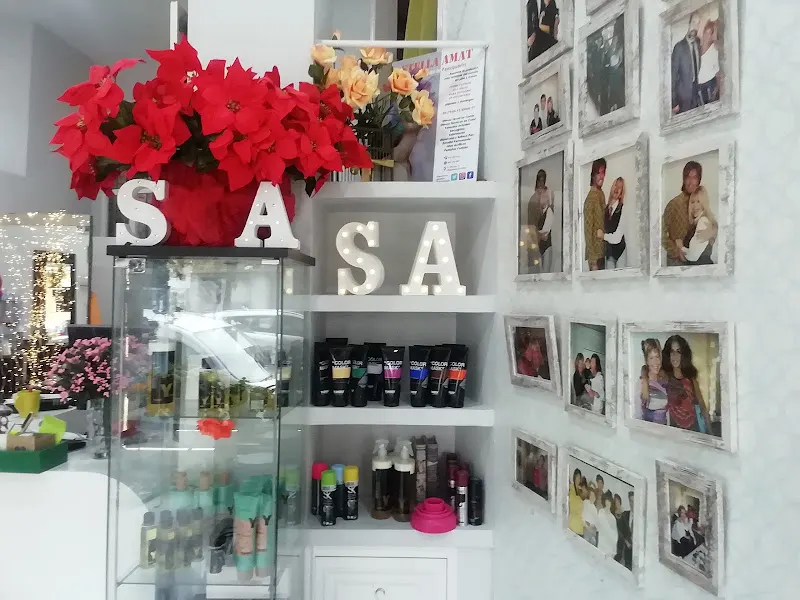 Stella Amat Alta Peluqueria y Escuela de Peluqueria S A - Peluquería en Majadahonda - foto 2