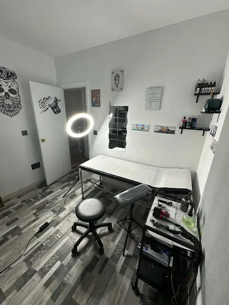 La Barbera ~ Cortes , Barbas & Tattoos - Brion