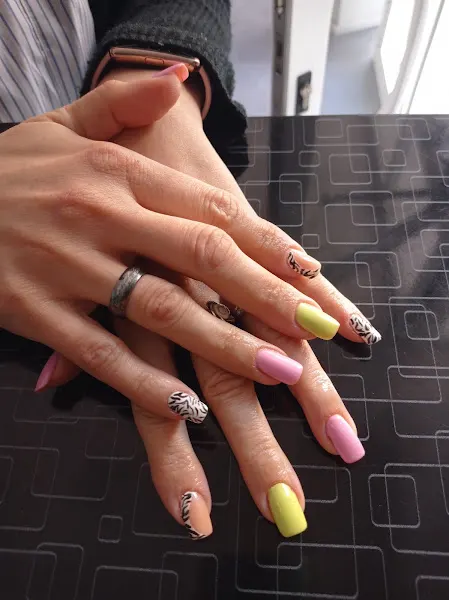 Silvana Salon - Peluquería en Alhaurin de la Torre - foto 2
