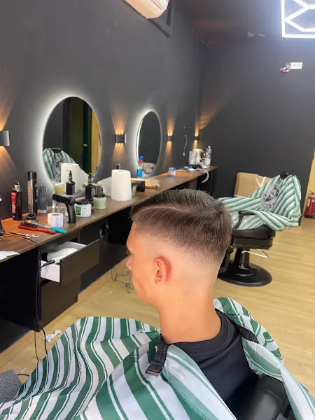 Peluquería Barbería De la Torre - Alhaurin de la Torre