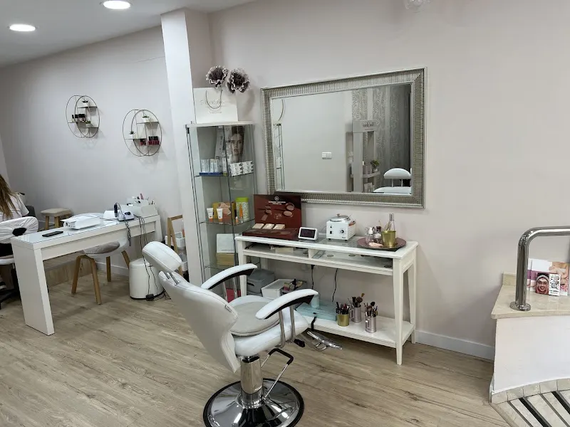 Salón de belleza Silvia - Antequera