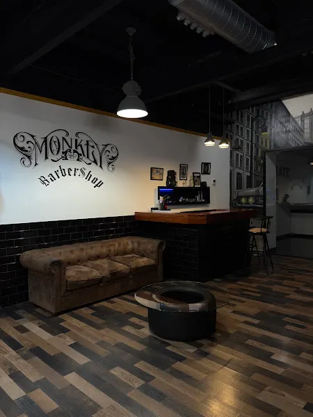 Monkey barber shop - Barbería en Hospitalet de Llobregat (L) - foto 2