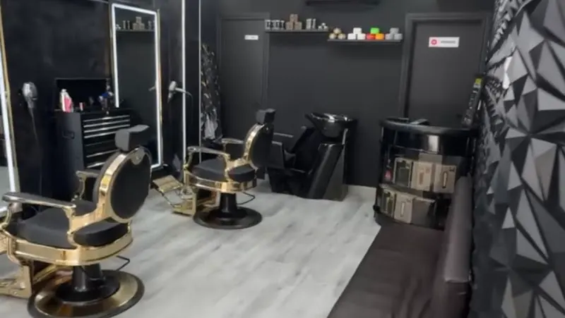 Hassan's Barbershop ⅠⅠ - Barbería en Hospitalet de Llobregat (L) - foto 2